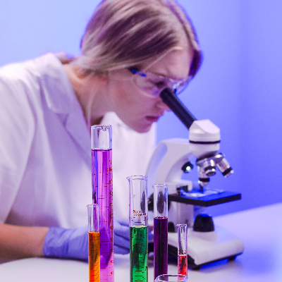 Laborant chemického provozu